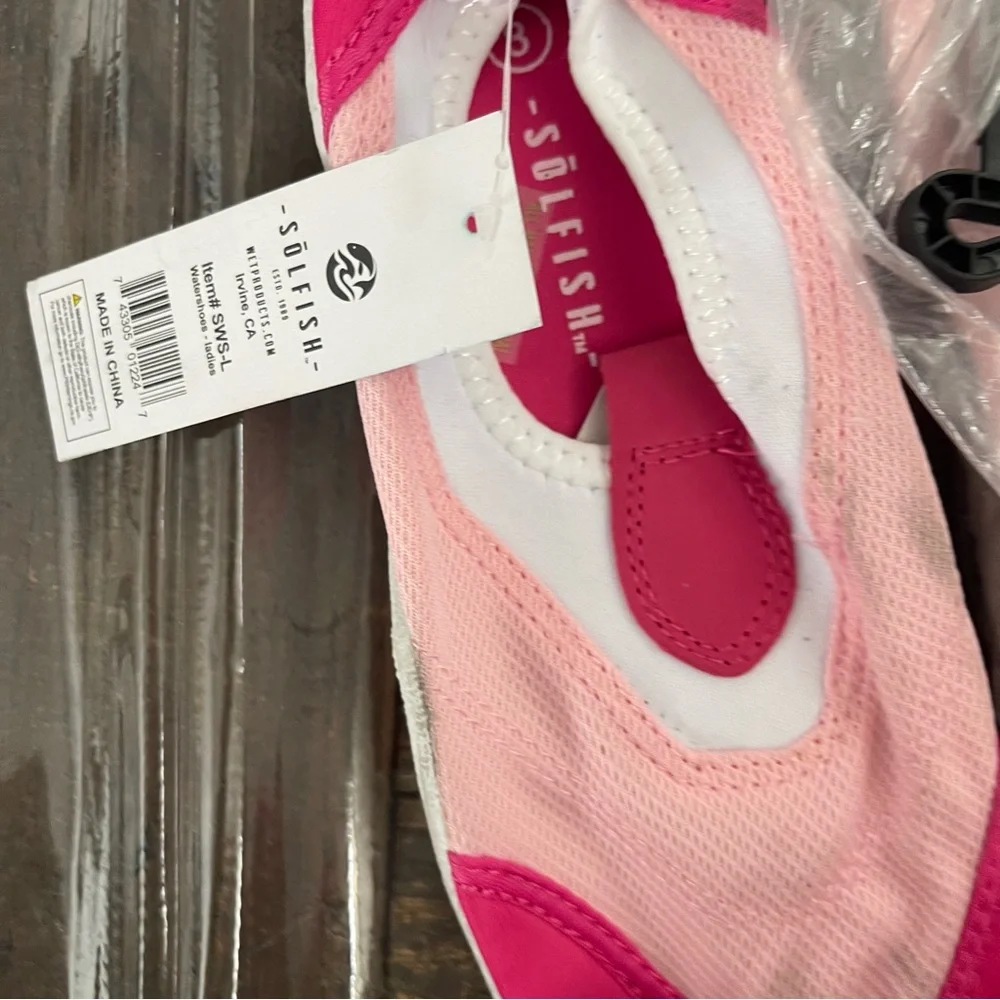 SOLFISH Kid's Watershoes Size 8 In Pink